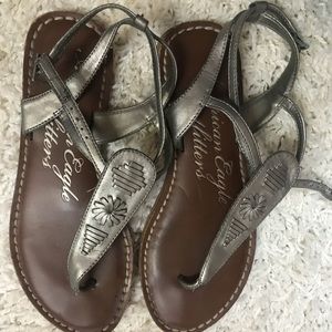 american eagle sandals